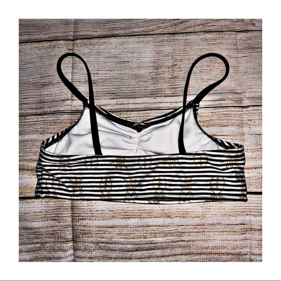 Cat and Jack Girls Training Bra Size 6/7 M Black and white stripes w/Pineapples - Picture 3 of 4